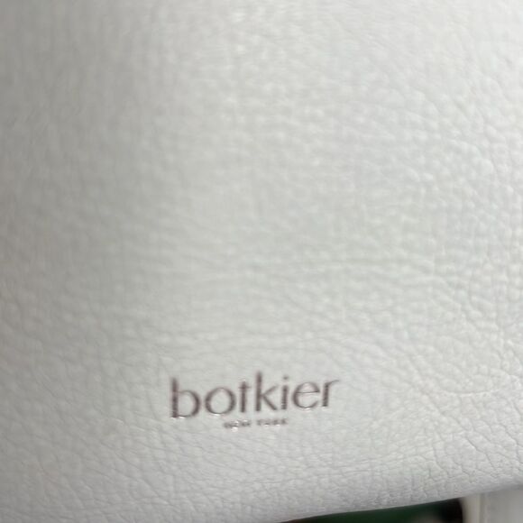 Botkier backpack white leather silver colored studs lots of zippered pockets EUC - Picture 4 of 16